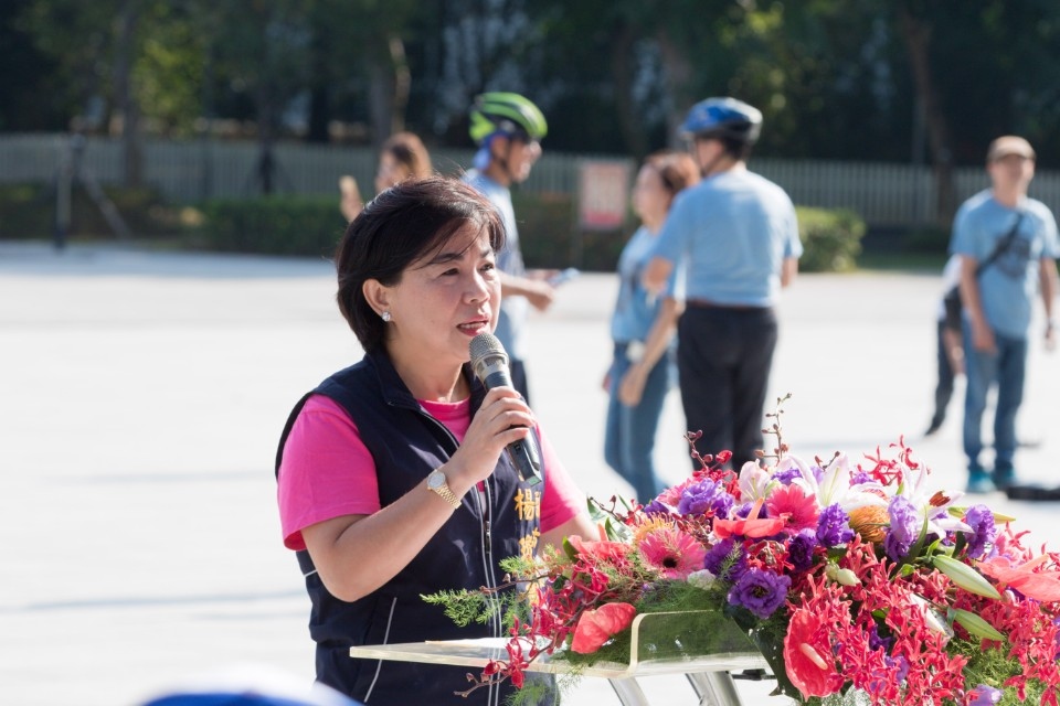 全運會台中代表隊奪金數暫居第一 中市府授旗為選手加油。(記者陳信宏翻攝)