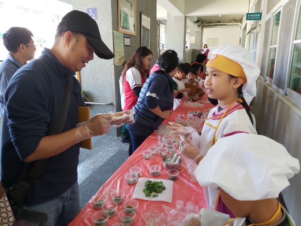 一鳴驚人 鳴蟲特展在福陽