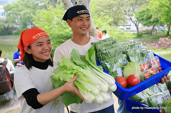 豐足青農 堅守食安 你我來相挺 北部青農邀您逗陣守護食安。(記者陳笠洋翻攝)