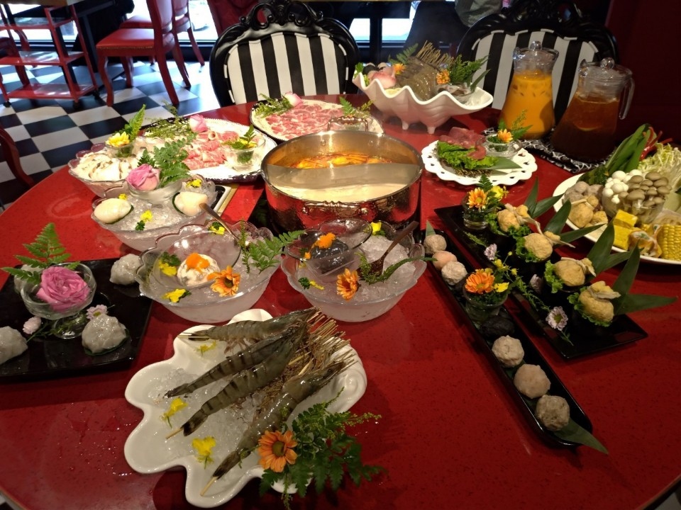 圖文：網紅名店Thai J 泰式料理頂級海鮮食材爭服老饕的胃。（孫崇文攝）
