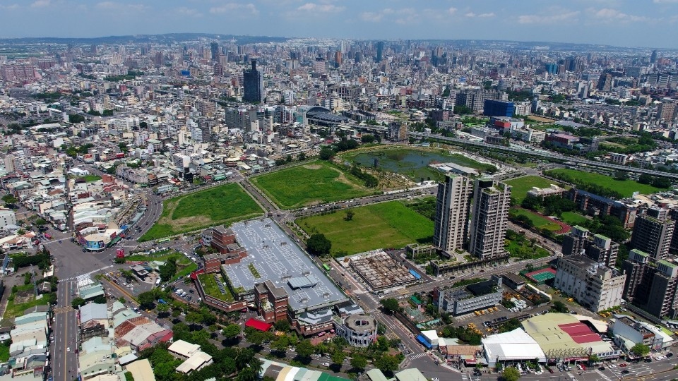 中市區段徵收配餘地標售 13筆土地標脫。(特派員林惠貞翻攝)