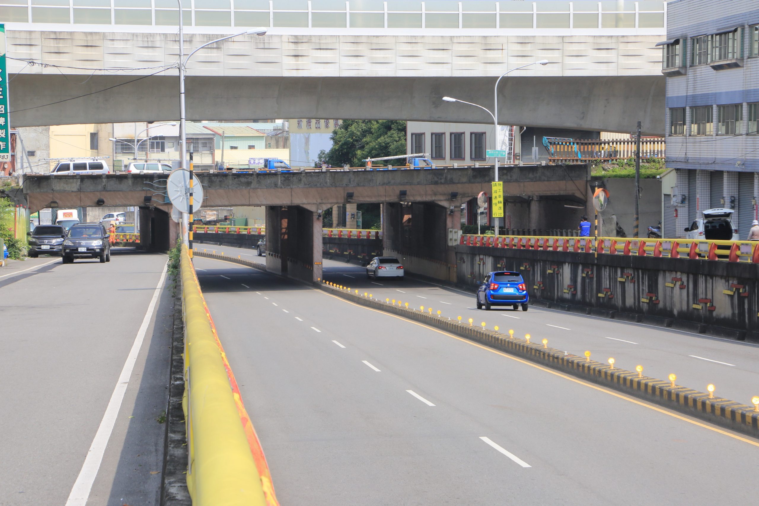 圓環北路地下道。(記者張越安翻攝)