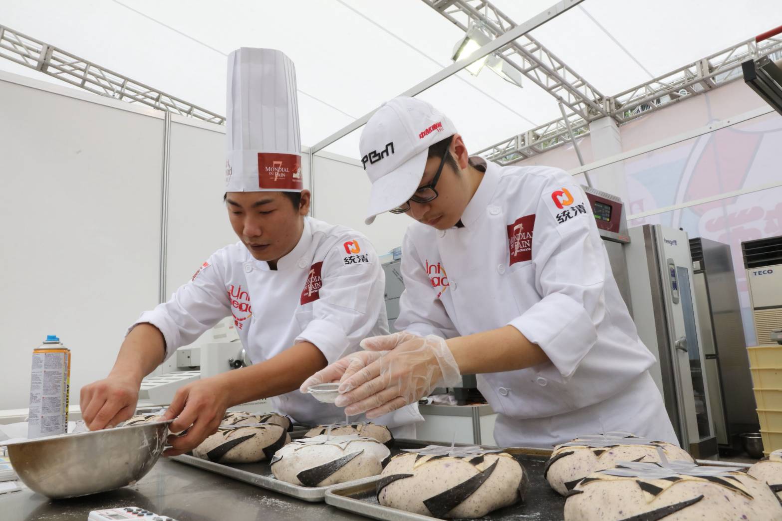我院学生顺利晋级第46届世界技能大赛烘焙项目四川省选拔赛六强-四川旅游学院烹饪学院