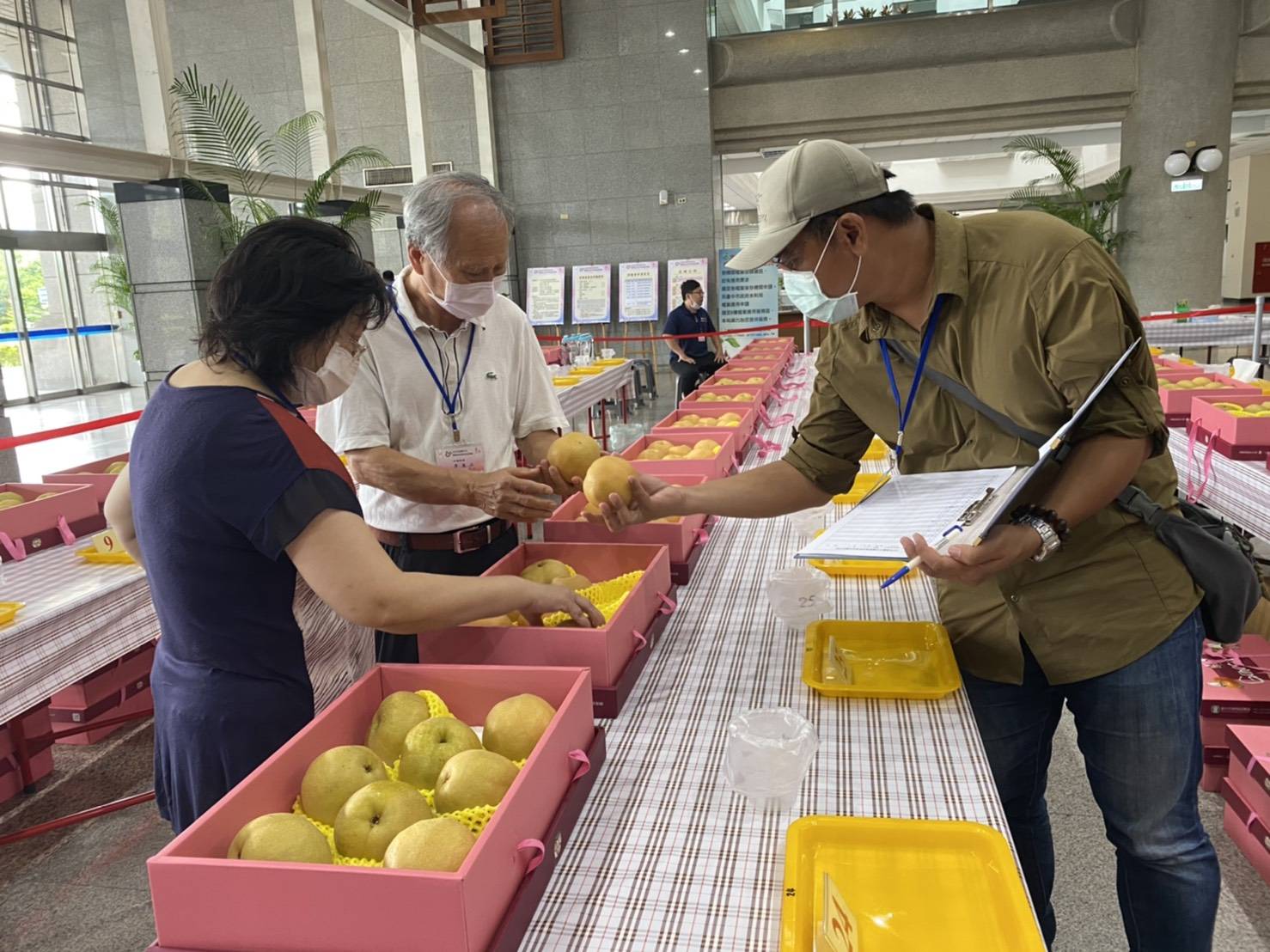 60組產銷班農民報名。(特派員孫崇文翻攝)