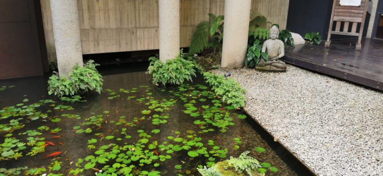 大里菩薩寺環境清幽，是台中知名景點。（葉志雲攝）