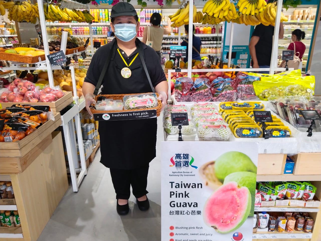 高雄農業局突破傳統，首度鋪貨馬來西亞頂級超市   吸引消費者目光!