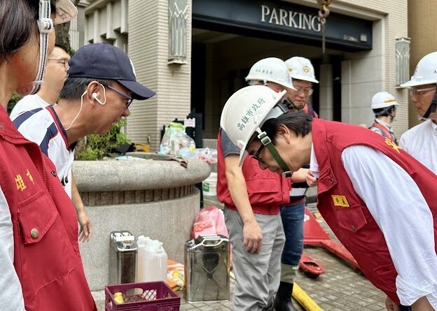 高市民政局設三民區服務中心   陳其邁親督發放物資應對豪雨災情