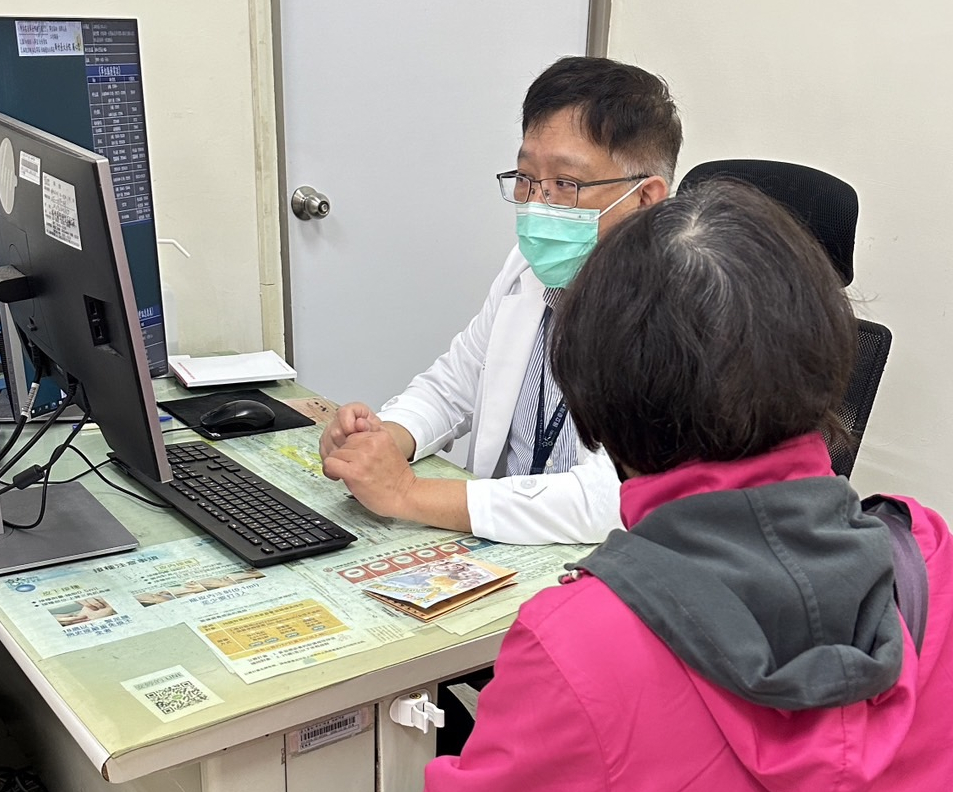 建立免疫防線守護健康　醫師籲長者盡早接種疫苗