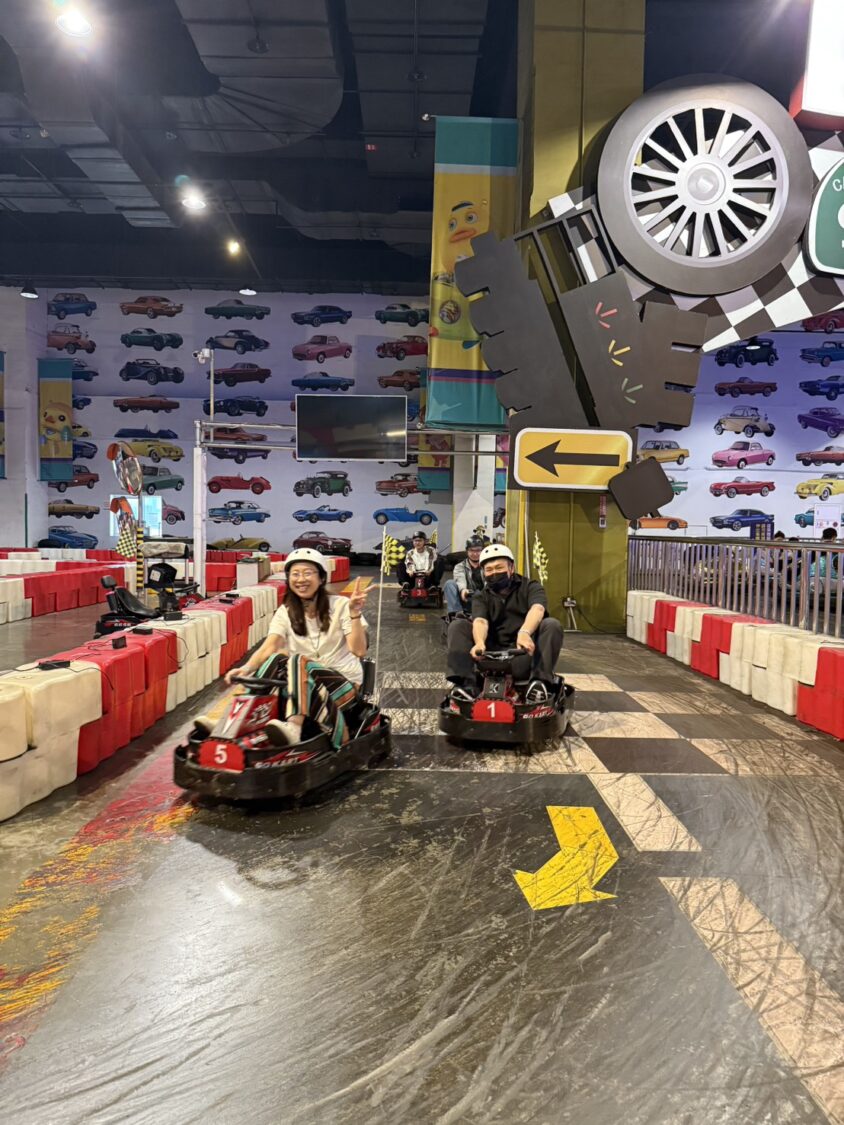 很久沒有感受團康的歡樂氣氛?歡迎單身男女來遊樂園聯誼認識新朋友。圖/戀愛好事多提供