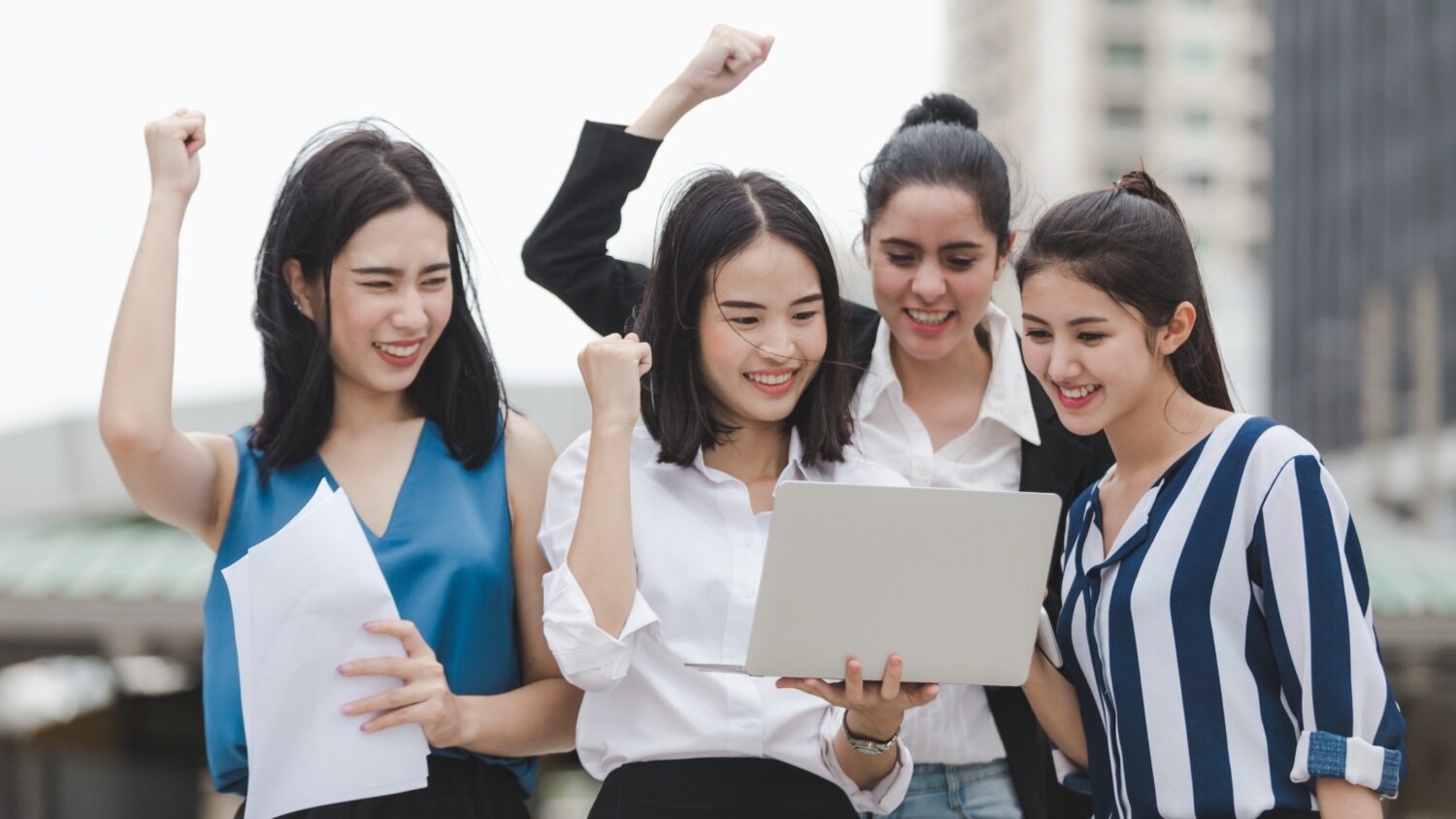 現代女性積極規劃人生,無論在職場或是生涯規劃都要保持進取,畢竟,感情不是生命的全部。圖/123RF圖庫