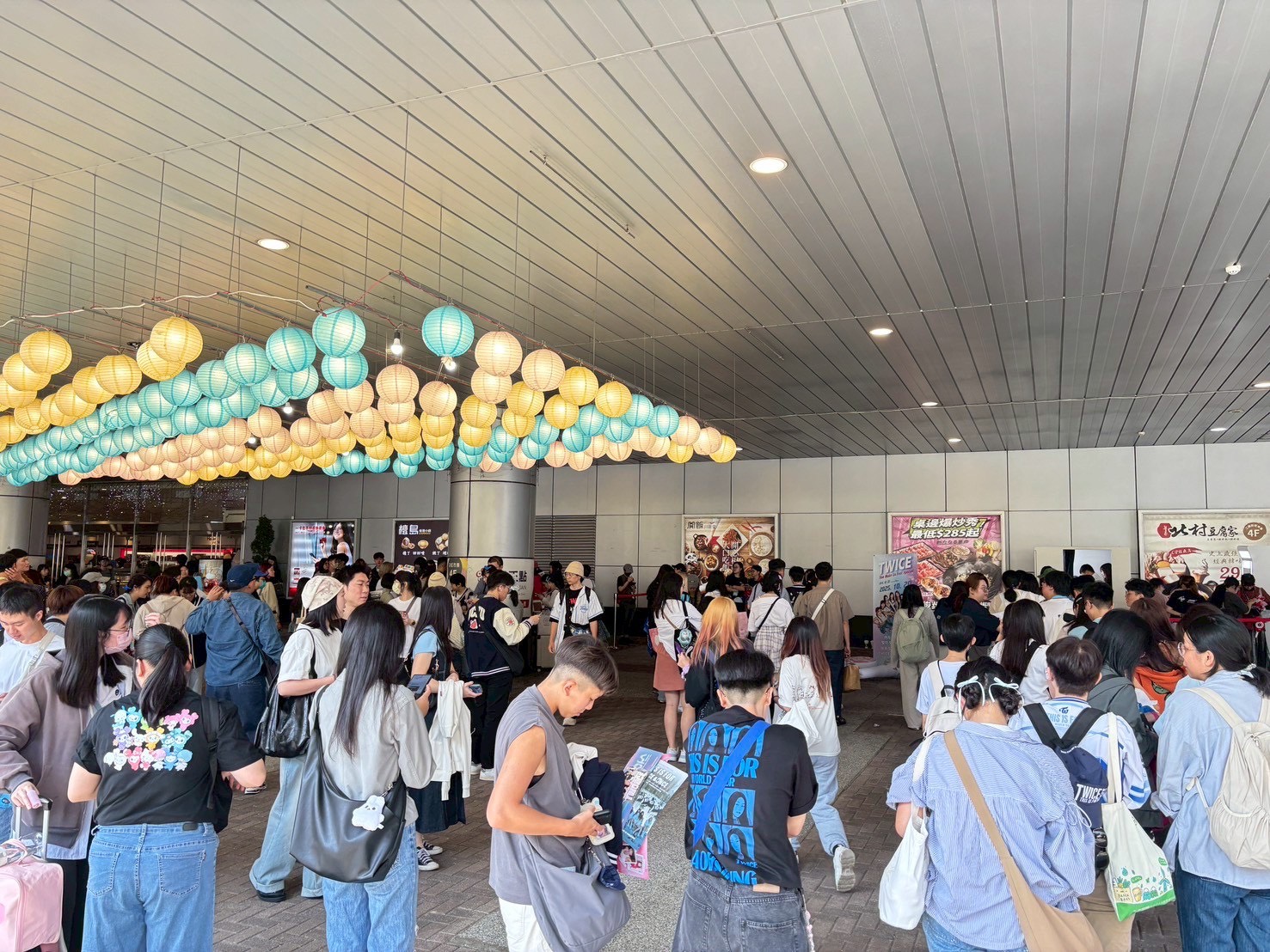 新光三越左營店週年慶壓軸！冬換季6折起Vtuber嗨翻天