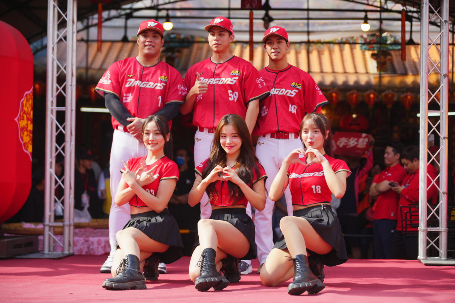 李多慧來了!永靖謝平安家年華萬人同慶呷平安 李多慧來了!永靖謝平安家年華萬人同慶呷平安