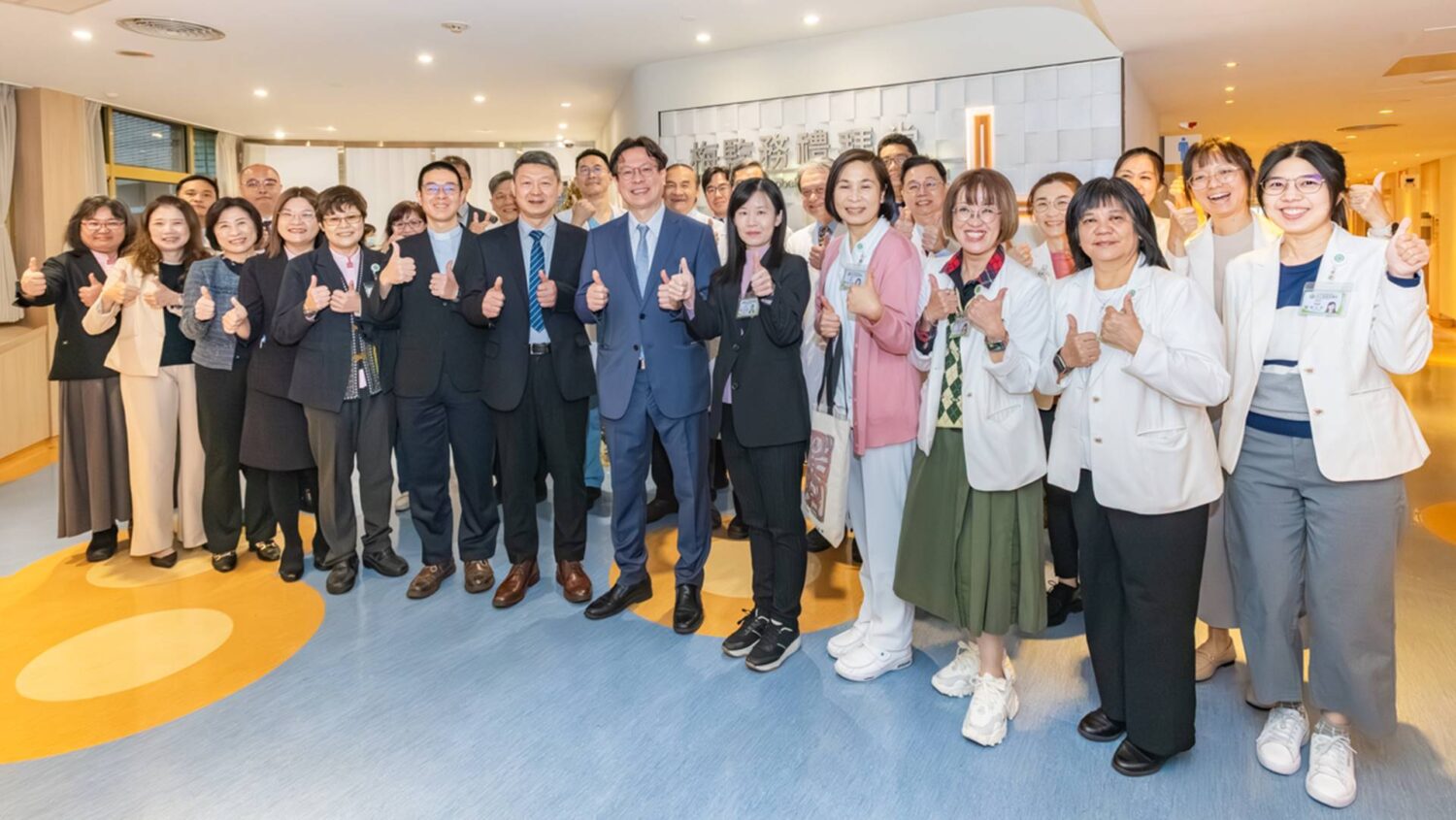 醫療與宣教的同行者　彰基禮拜堂正名向梅監務牧師致敬