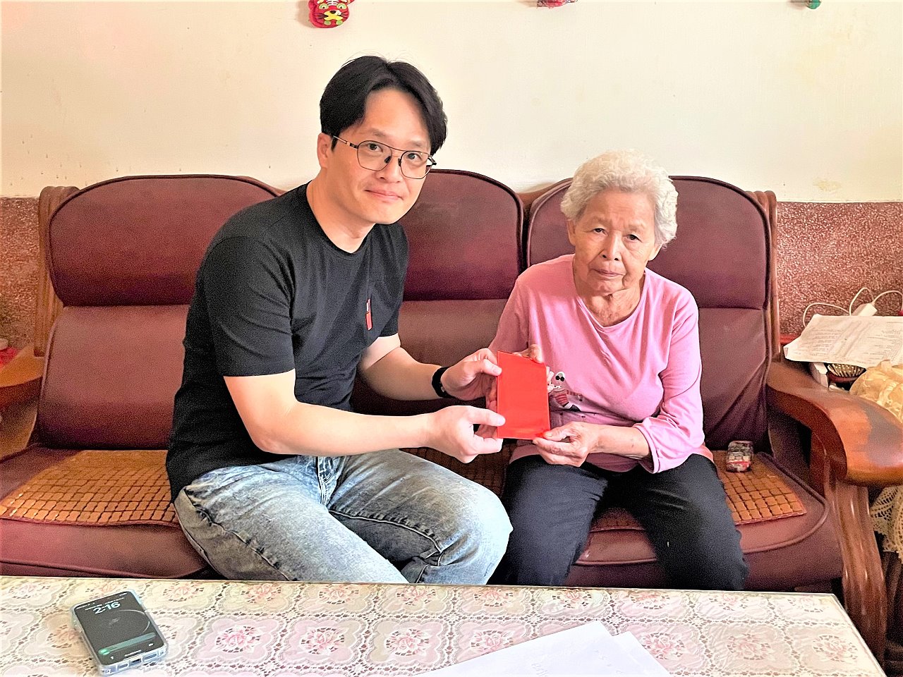 啟動冬令救濟捐款 台電用行動陪伴弱勢安心過冬