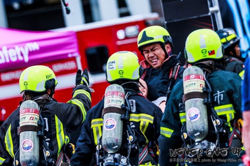 火焰下的反諷？ 極限體能賽，撕開台灣消防訓練內幕