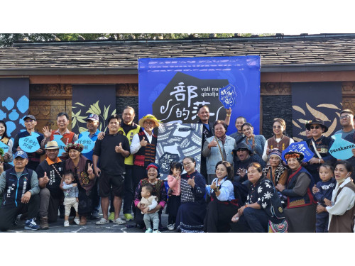 阿瀨多年創作心路化為《部落的風》  縣府全力支持原民文學