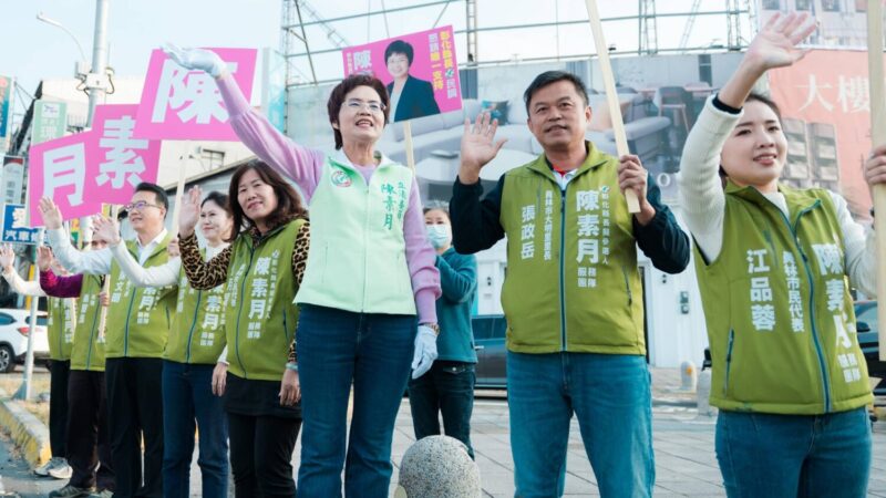 陳素月積極爭取民進黨提名　與多位民代齊力路口拜票　