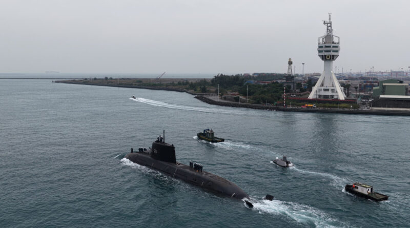 台船公司澄清海鯤軍艦測試進度 否認租用浮塢下潛傳聞 台船公司澄清海鯤軍艦測試進度 否認租用浮塢下潛傳聞