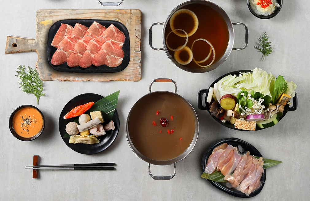 9週年復刻299套餐好評順延,肉多多春節期間照常供應。圖/肉多多火鍋提供