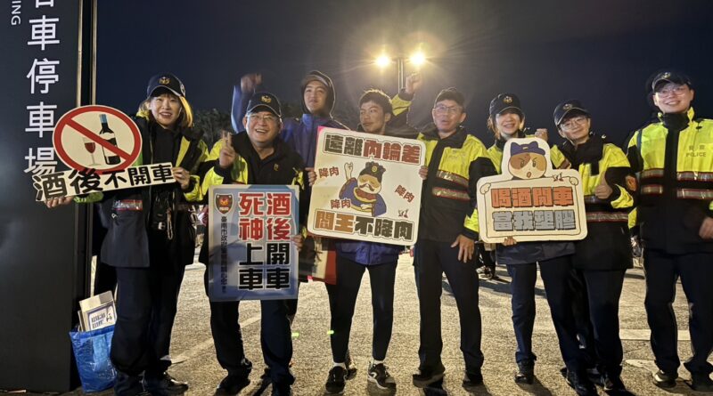 交通警察大隊前進臺灣國際馬拉松（in臺南）現場結合運動賽事宣導交通安全　