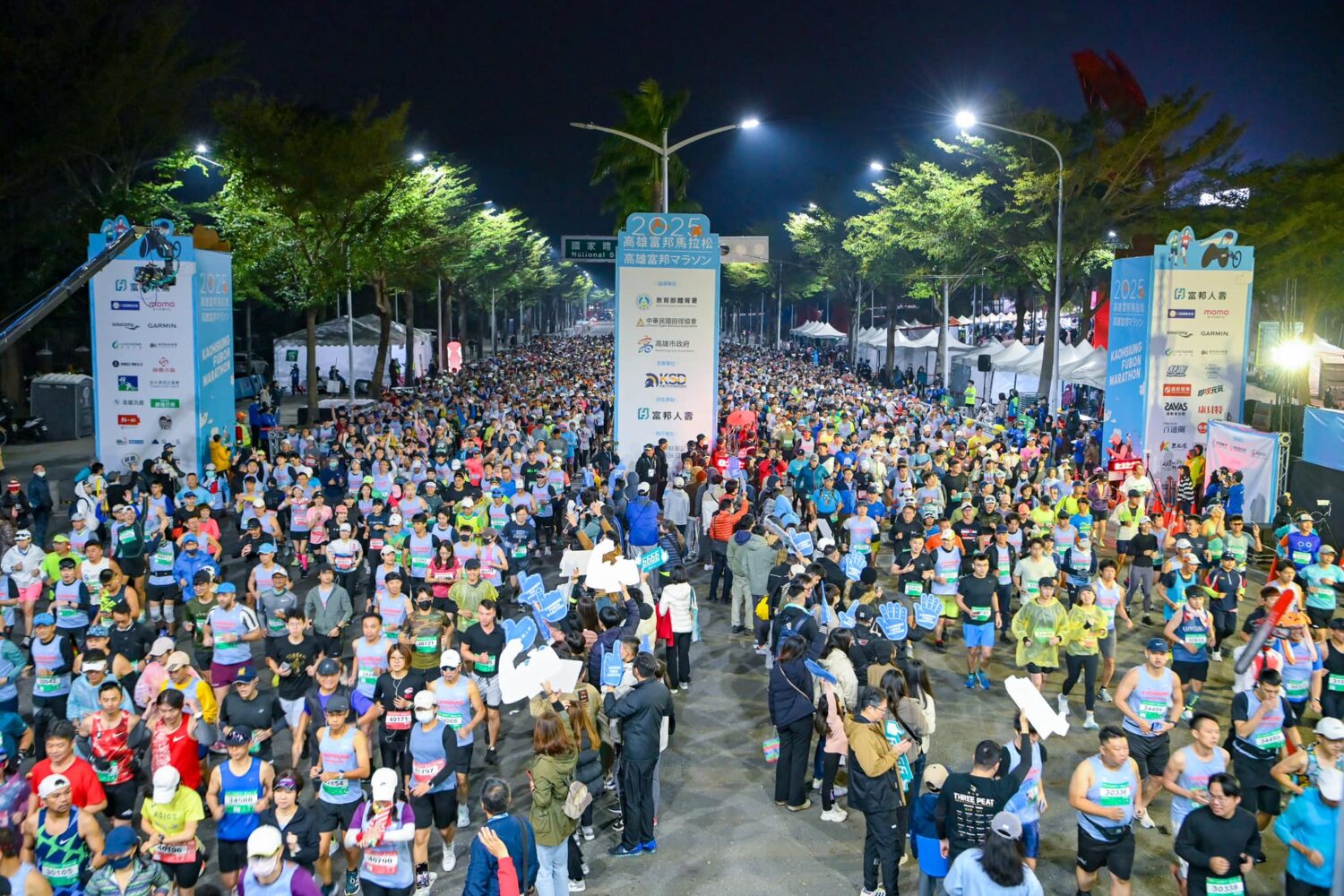 2026高雄富邦馬拉松「不死鳥」謝千鶴、周鴻宇領銜菁英對決