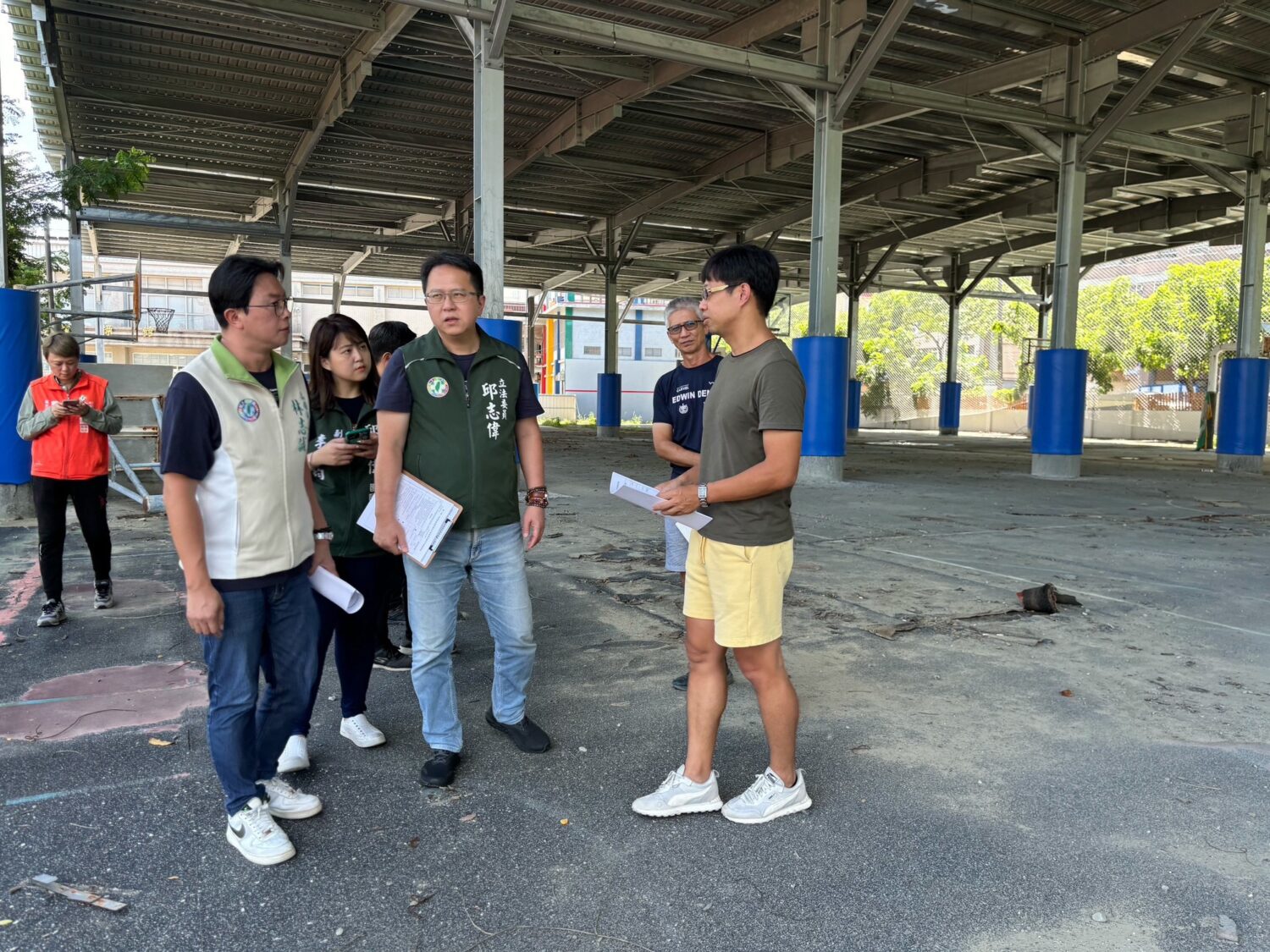 岡山國中籃排球場重整啟用   林志誠盼打造北高雄籃球搖籃