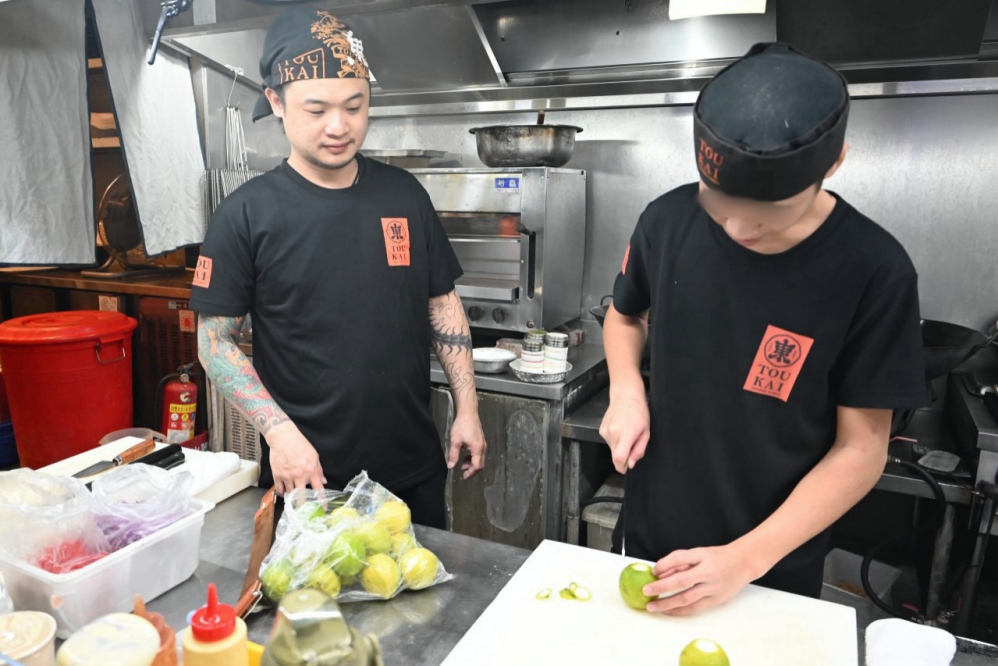 桃竹苗分署少年就準計畫強力護航！　 中離少年成功跨域日料職人