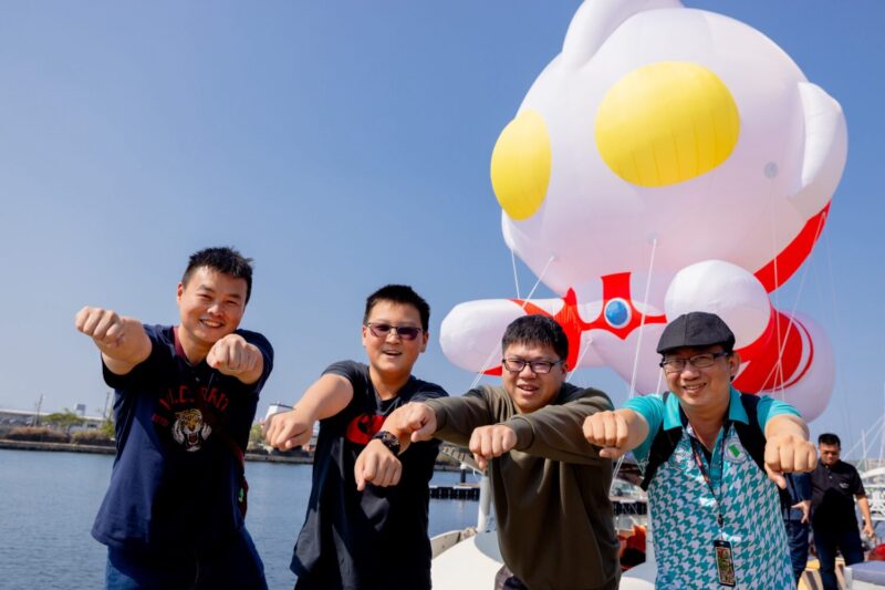 高雄冬日遊樂園彩蛋Q版超人力霸王驚喜愛河灣！