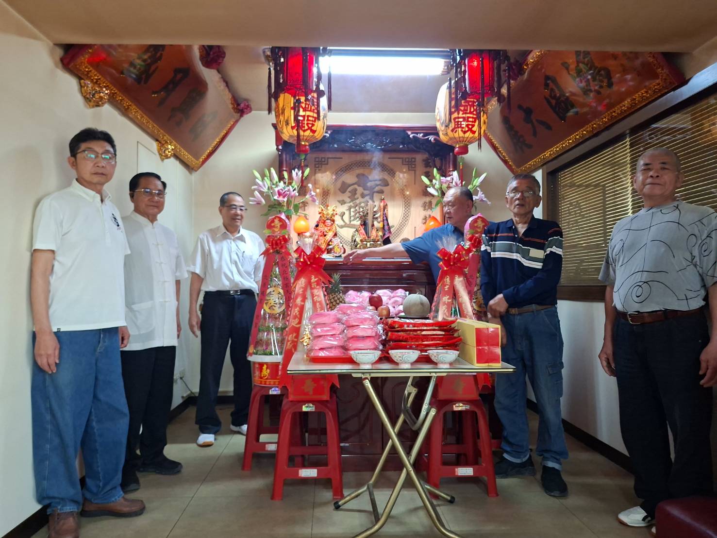 詹德成董事長帶領北原礦業公司員工恭祝北極玄天上帝聖誕千秋