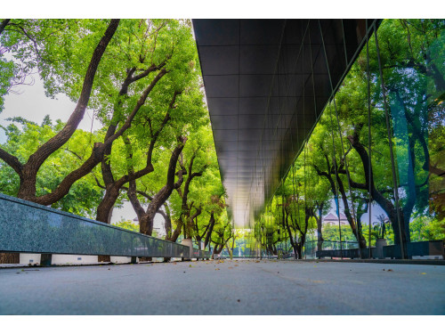 永續建築標竿   屏東總圖獲2026 台灣建築永續獎金獎