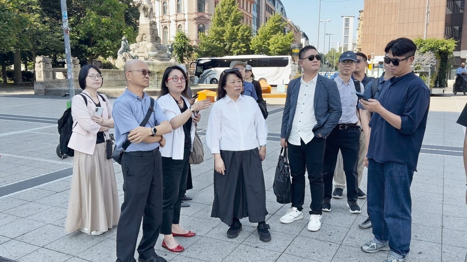瞄準循環經濟新趨勢 黃敏惠訪德荷借鏡打造綠色永續城市